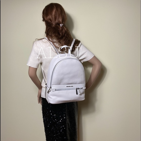 Michael Kors Kenly LG Leather Backpack Optic White - Picture 9 of 13